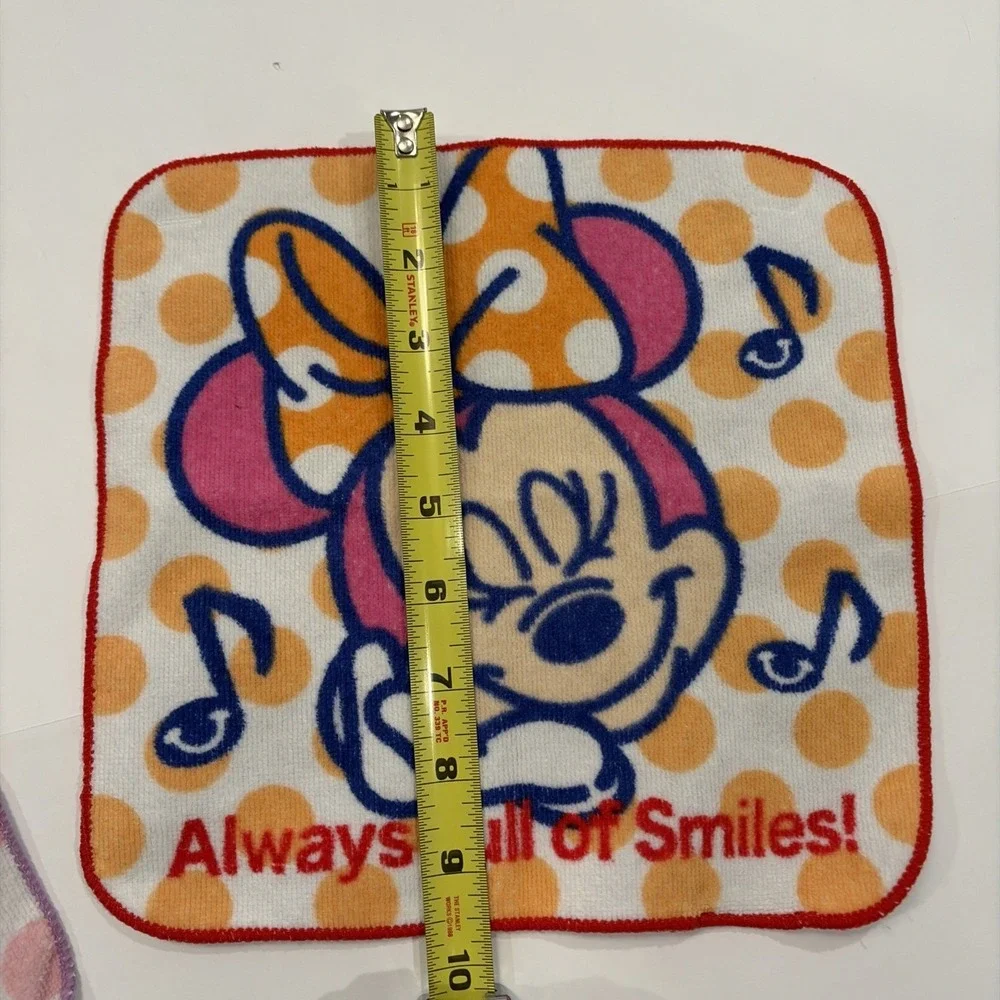 Tokyo Disney Resort Wash Cloth Towels‎ - Minnie Mouse And Daphne